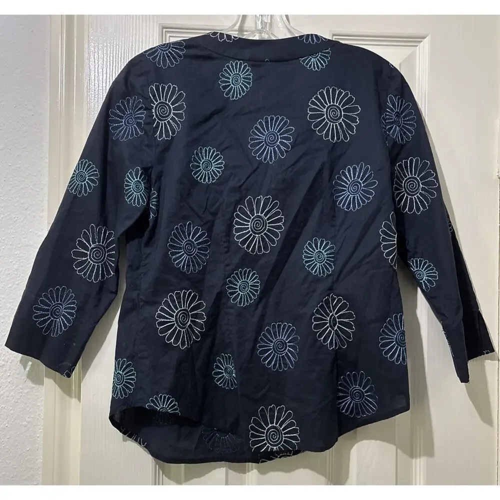 Talbots Petites Flower Embroidered Popover Blouse Size P/XS Navy Blue Cotton - Picture 4 of 7